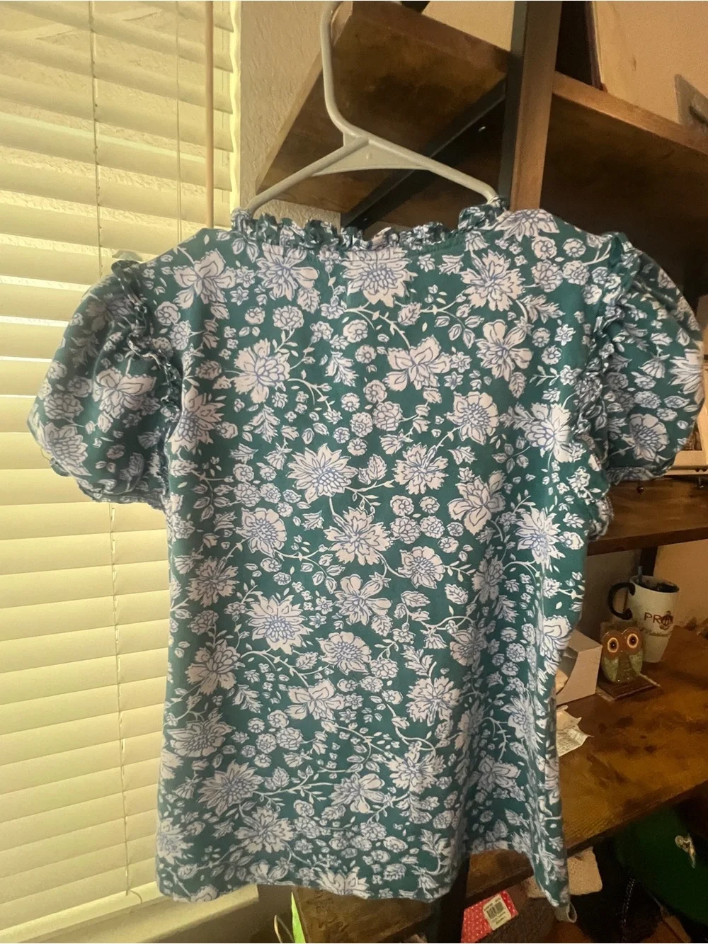 EUC Anthropologie Maeve Floral V-Neck Puff Sleeve Top - Teal Floral